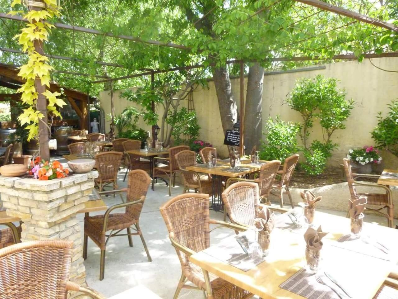 וינון-סור-ורדון Auberge De La Table Ronde מראה חיצוני תמונה